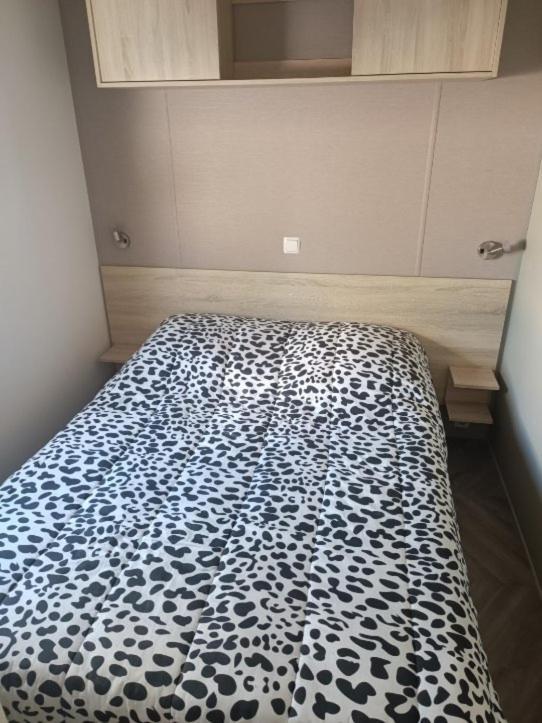 Mobilhome La Carabasse Vias Plage Exterior photo