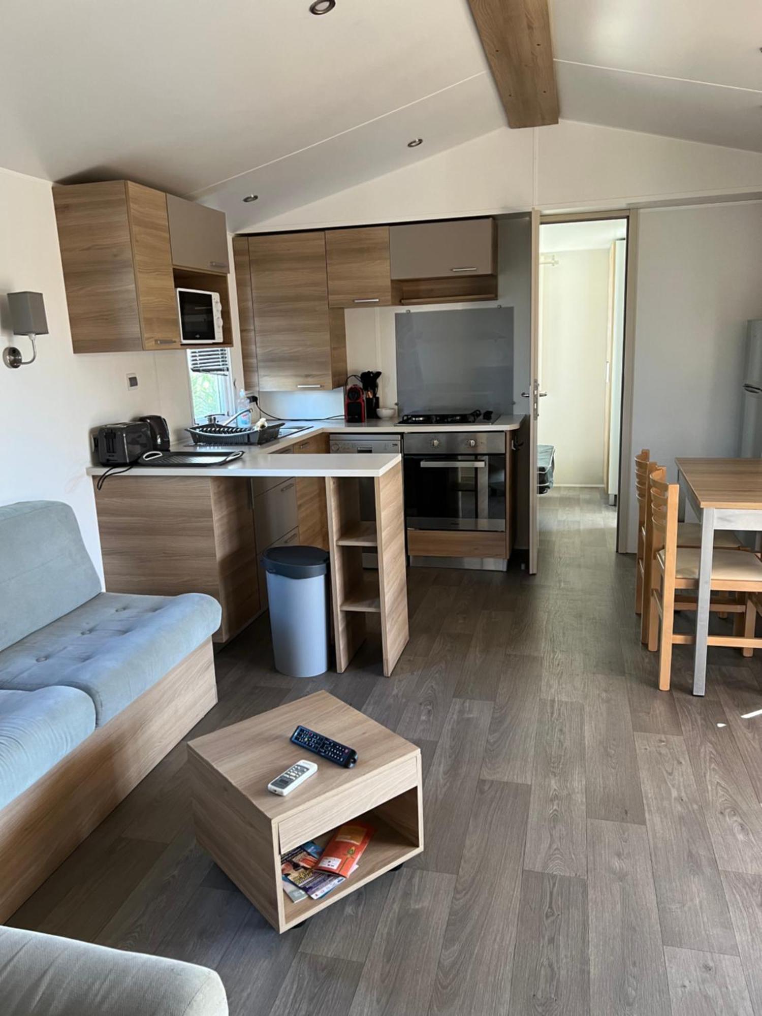 Mobilhome La Carabasse Vias Plage Exterior photo