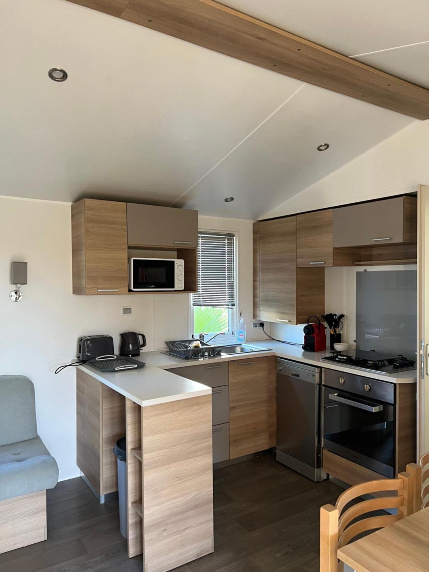 Mobilhome La Carabasse Vias Plage Exterior photo